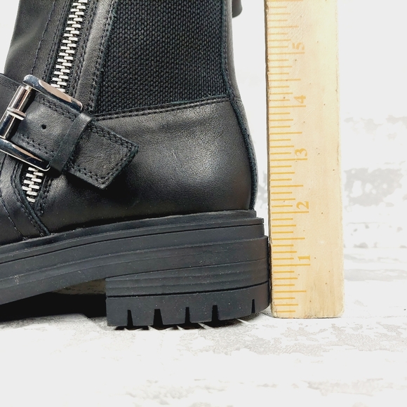 NEW Blondo Garnet Waterproof Biker Lug Sole Black Leather Moto Ankle Boot B614 - Picture 2 of 11